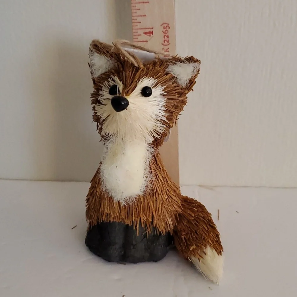 Vintage Pier 1 Fall Animal Sitting Baby Straw Fox